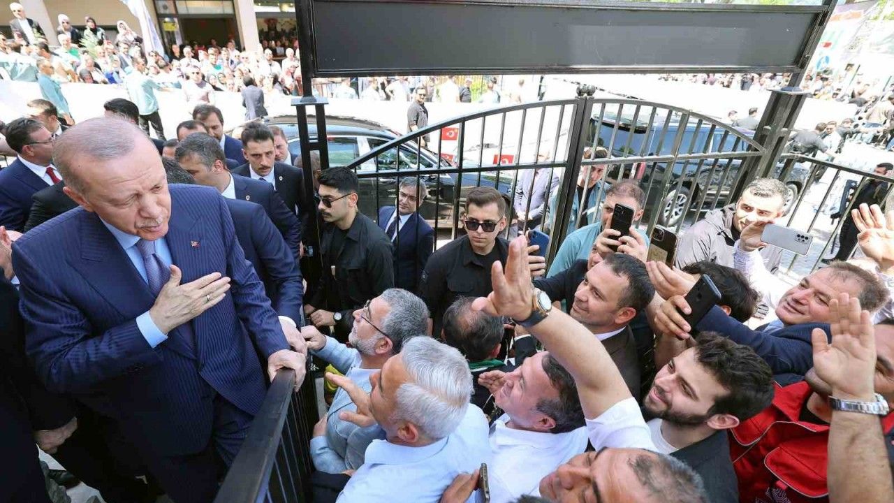 Cumhurbaşkanı Erdoğan Restorasyonu Tamamlanan Cami Açılışında