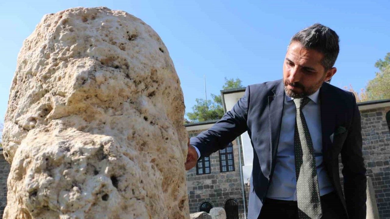 Sargon’un iki heykeli Diyarbakır Müzesi’nde ziyarete açıldı