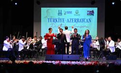 Türkiye-Azerbaycan Erzurum’da Tek Yürek!