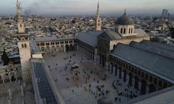 Suriye’de Tarihi Emevi Cami’ne Akın