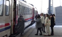 Kars-Erzurum Turistik Bölgesel Tren’ine Yoğun İlgi