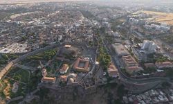 Havadan Diyarbakır’ın Tarihi Yerlerini Keşfediyor
