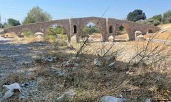 Tarihi Yunan Köprüsü’ne çevre düzenlemesi istiyorlar