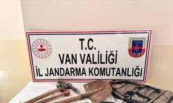 Van’da kaçak kazı yapan 2 kişiye adli işlem yapıldı