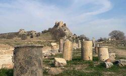 Kastabala'daki kazılarda yeni masklar ortaya çıkarıldı