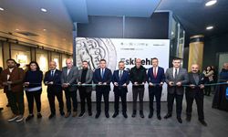 Tarihi eserlerin fotoğraflarından oluşan sergi açıldı