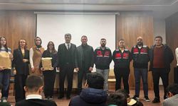 Jandarmadan öğrencilere sosyal medya güvenlik eğitimi