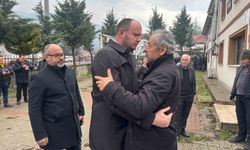 Tarihi ilçenin 100 yıllık çınarı hayatını kaybetti: İHA muhabirinin baba acısı