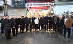 BTSO Başkanı Burkay, tarihi çarşıda esnafla buluştu