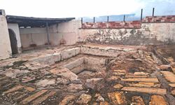 Kütahya Tarihi Roma Hamamı Bakımsızlıktan Yok Oluyor