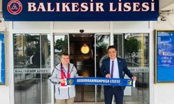 Asırlık tarihi liseler Balıkesir'de buluştu
