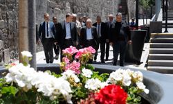 Başkan Büyükkılıç, tarihi kalede çocuklarla buluştu