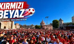 Tarihi Yedikule Hisarı'nda milli maç coşkusu