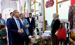 Başkan Bozkurt, Tarihi Bedesten'de kadın girişimciler ve esnafla buluştu