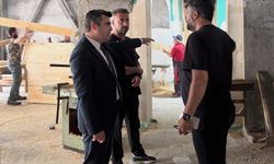Susuz'da yeni Hükümet Konağı restorasyonu sürüyor: Kaymakam Öztürk çalışmaları yerinde inceledi