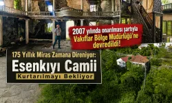 Tarihi Cami Restorasyon Bekliyor