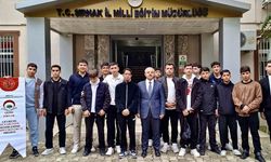 Tarihin izinden giden Şırnaklı öğrenciler Malazgirt kampına uğurlandı