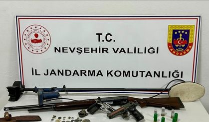 Nevşehir’de 68 Tarihi Obje ve Sikke Ele Geçirildi