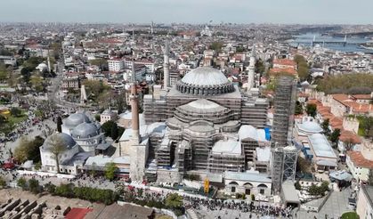Ayasofya’nın Ana Kubbesinde Tarihi Restorasyon