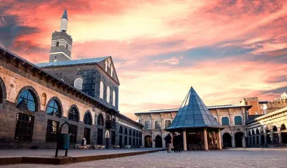 Diyarbakır’ın Turistik Mekanlarında Bayram Yoğunluğu