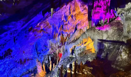 Türkiye’nin en uzun onuncu mağarası ziyaretçi rekoru kırdı