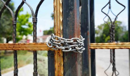 Antalya Arkeoloji Müzesi’nde tadilat başladı, ziyaretçilere kapatıldı