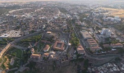 Havadan Diyarbakır’ın Tarihi Yerlerini Keşfediyor
