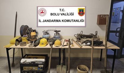 Bolu’da kaçak kazı yapan 3 kişi suçüstü yakalandı