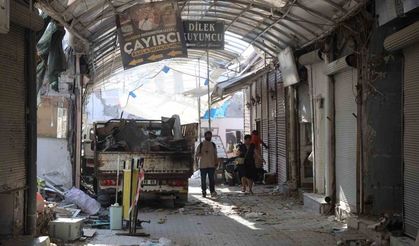 Tarihi Uzun Çarşı restorasyon çalışması yıkımla başladı