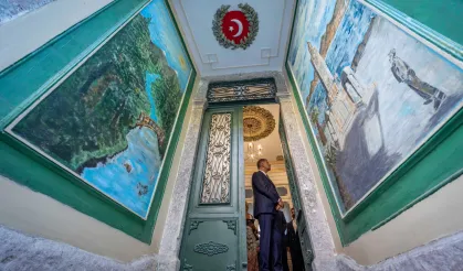 İzmir’in tarihi yapıları gün yüzüne çıkıyor