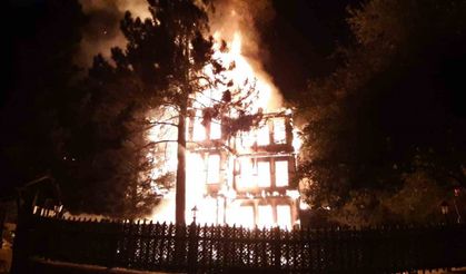 Bir tarih yok oldu, geriye külleri kaldı