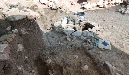 Diyarbakır’da 5 ve 11 bin yıllık 6 mezar bulundu