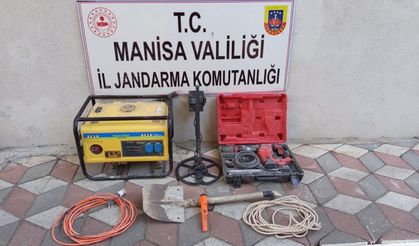 Soma’da kaçak kazıya jandarmadan suçüstü