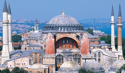 Ayasofya’nın kubbesinde restorasyon çalışmalarına başlıyor