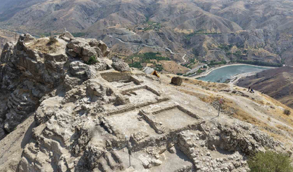 Palu Kalesi kazılarında yerleşim izleri ortaya çıktı