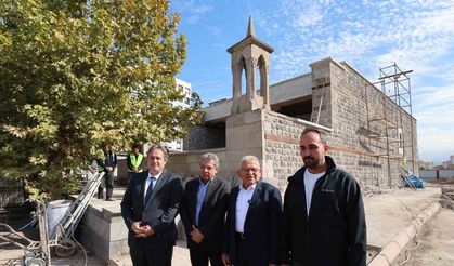 Başkan Büyükkılıç’tan restore edilen tarihi camide inceleme