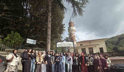 Esenyurtlu, İstanbul’un tarihi ve turistik mekanlarını gezdi