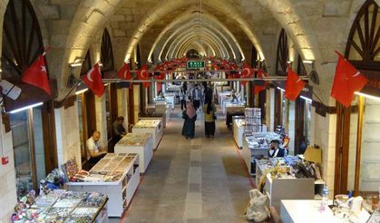 Tarihi Zincirli Bedesten yeniden uğrak noktası oldu