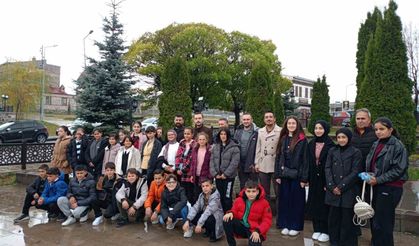 Aşkaleli öğrencilerden Erzurum gezisi