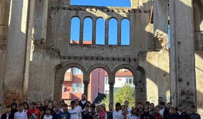 Bayırköy’de miniklerin tarih dolu Bilecik gezisi