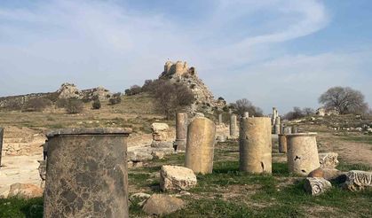 Kastabala'daki kazılarda yeni masklar ortaya çıkarıldı