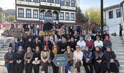 Sakarya Büyükşehir tanıtım gezileriyle tarihe ışık tutuyor