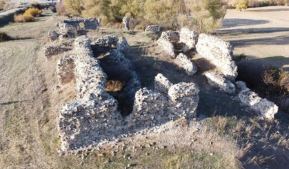 8 asırlık tarihi Çınçınlı Han Kervansarayı ilgi bekliyor