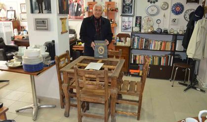 Emekli öğretmenin evinden tarih fışkırıyor