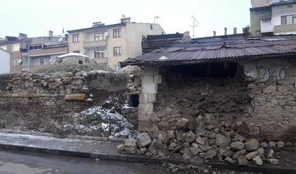 Korunacak denildi, yıkılıyor! “Galer Hamamı"