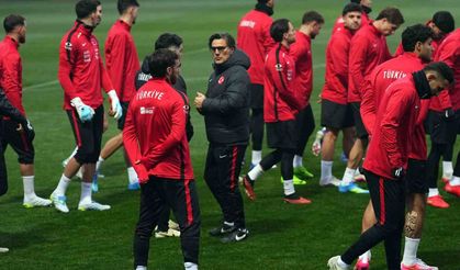 A Milli Futbol Takımı, Romanya maçının hazırlıklarını sürdürdü