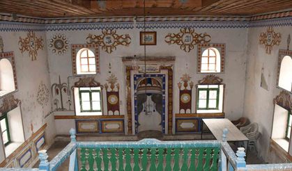 Bahçecik köyü camii restore edilmeyi bekliyor