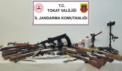 Tokat'ta silah ve tarihi eser operasyonu