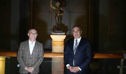 Zeugma Mars Heykeline Yeni Seyir Balkonu