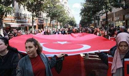 Balıkesir'de 'Dünya Romanlar Günü' kutlandı